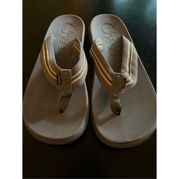 Chaco Flip Flops - Picture 1 of 5